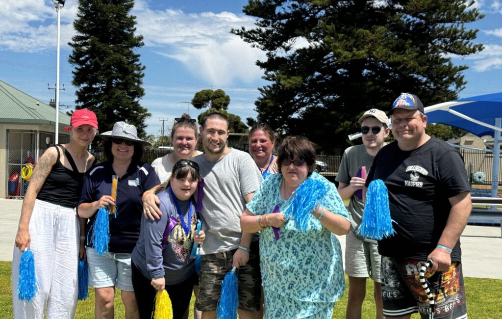 Amelia-Bec-Kaitlyn-Tara-Charlie-Stacey-Jacalyn-Joshua-and-Damien-traveled-from-Mount-Gambier-to-attend