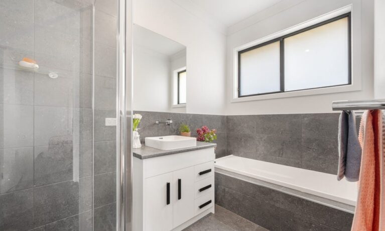 SIL bathroom